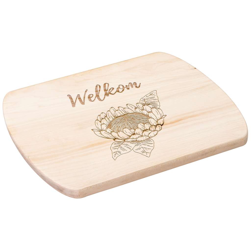 Afrikaans_Welkom_Hardwood_Oval_Cutting_B_Light_H_Angle_Mockup.png_9241476